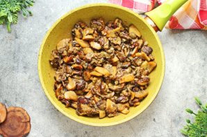 Белые грибы жареные