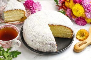 Бисквитный торт с кремом из сгущенки