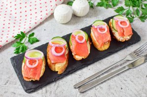 Бутерброды с горбушей соленой