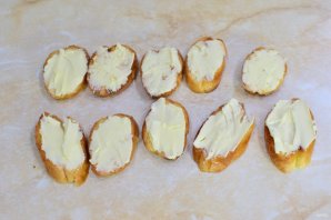 Бутерброды с горбушей соленой