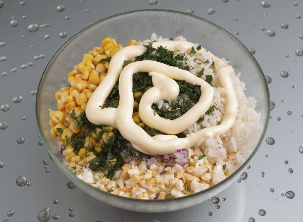 Крабовый салат с огурцом Крабовый салат с огурцом