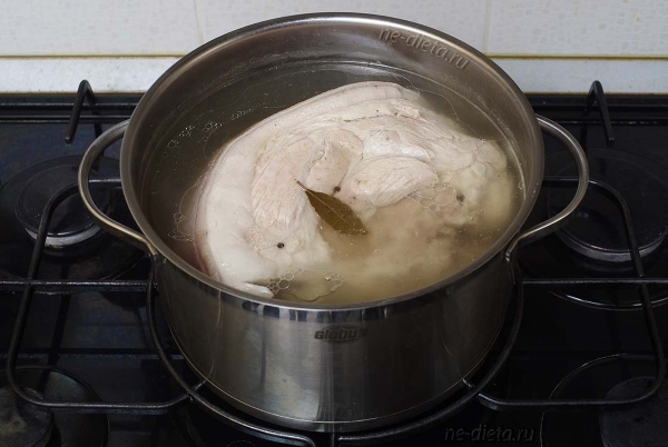 Запеченный свиной окорок в апельсиновой глазури Запеченный свиной окорок в апельсиновой глазури