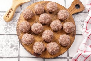 Фрикадельки с подливкой Фрикадельки с подливкой