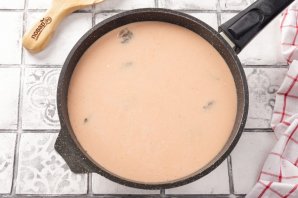 Фрикадельки с подливкой Фрикадельки с подливкой