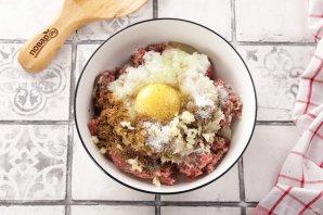 Фрикадельки с подливкой Фрикадельки с подливкой