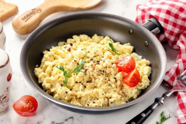 Яичница-болтунья Яичница-болтунья