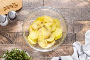 Картофельные чипсы в духовке без масла Картофельные чипсы в духовке без масла