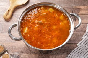 Кислые щи из квашеной капусты