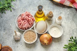 Котлеты из мясного фарша Котлеты из мясного фарша