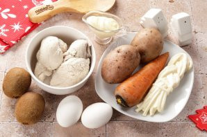 Новогодний салат "Нефритовый браслет"