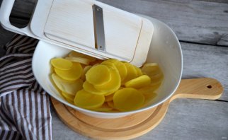 Опята с картошкой в духовке Опята с картошкой в духовке