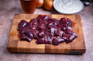 Печень говяжья в сметане
