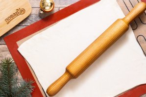 Праздничные елочки из теста Праздничные елочки из теста