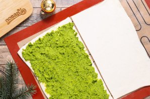 Праздничные елочки из теста Праздничные елочки из теста