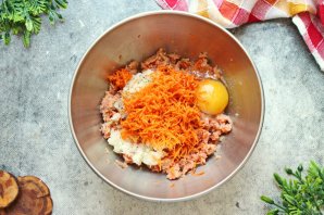 Рыбные котлеты с морковью Рыбные котлеты с морковью