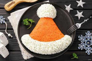 Салат "Шапочка Деда Мороза" Салат "Шапочка Деда Мороза"