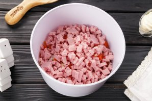 Салат "Шапочка Деда Мороза" Салат "Шапочка Деда Мороза"