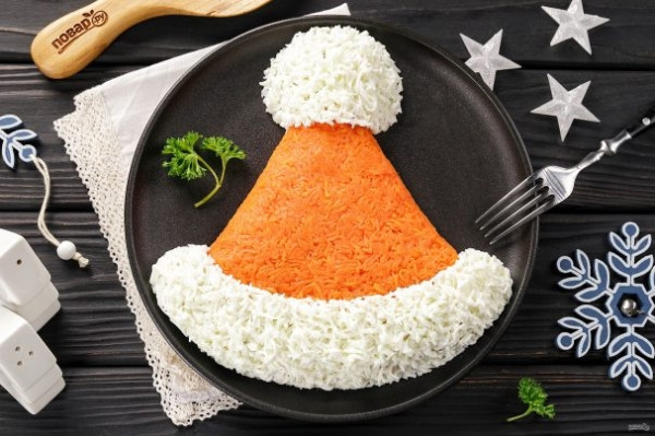 Салат "Шапочка Деда Мороза" Салат "Шапочка Деда Мороза"