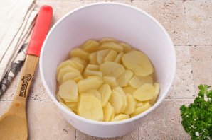 Запеканка из кабачков с картошкой и фаршем в духовке Запеканка из кабачков с картошкой и фаршем в духовке