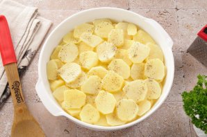 Запеканка из кабачков с картошкой и фаршем в духовке Запеканка из кабачков с картошкой и фаршем в духовке