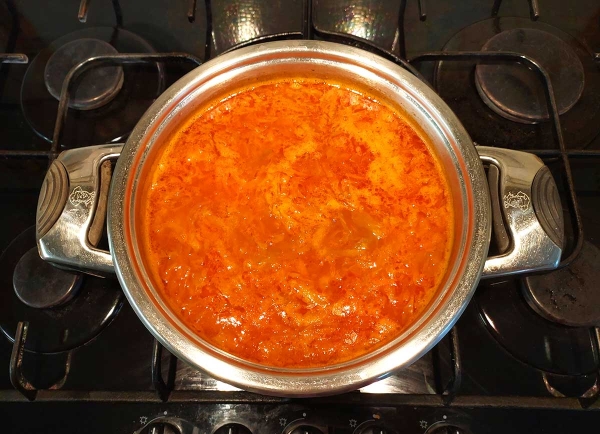 Щи из капусты с говядиной