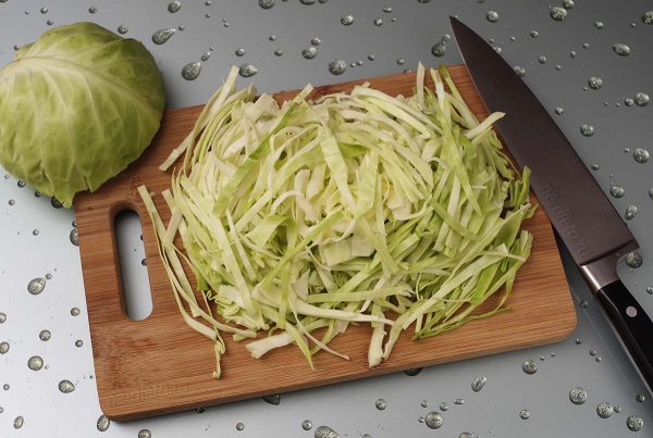 Щи из капусты с говядиной