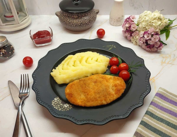 Шницели из куриного филе