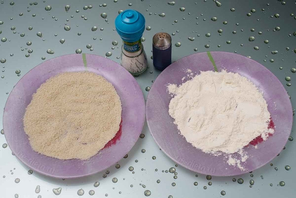 Шницели из куриного филе