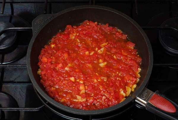 Паста с консервированным тунцом