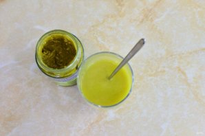 Феттуччине с жареным куриным филе и соусом "Песто" Феттуччине с жареным куриным филе и соусом "Песто"