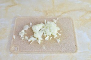 Феттуччине с жареным куриным филе и соусом "Песто" Феттуччине с жареным куриным филе и соусом "Песто"