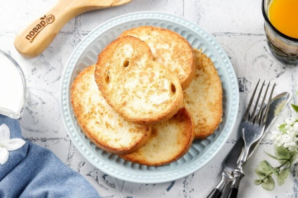 Гренки с молоком и яйцом