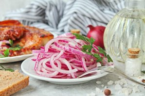 Маринованный лук Маринованный лук