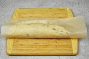 Рождественский дрожжевой штоллен