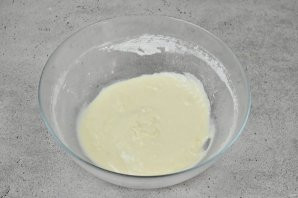 Рождественский дрожжевой штоллен