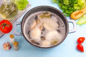 Салат с кальмаром, огурцом и яблоком Салат с кальмаром, огурцом и яблоком