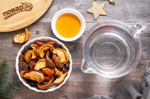 Узвар Узвар