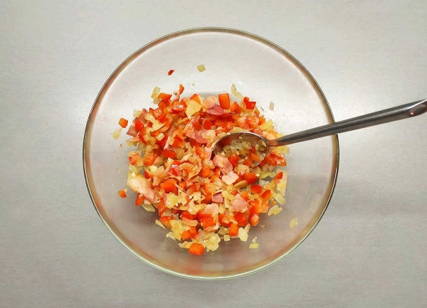 Страта с беконом и овощами Страта с беконом и овощами