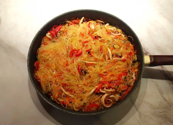 Фунчоза с морепродуктами