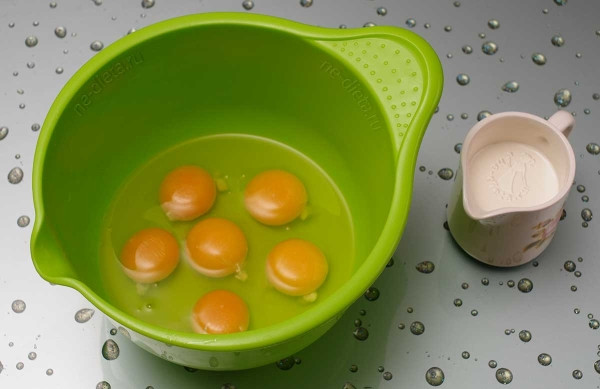 Страта с беконом и овощами Страта с беконом и овощами