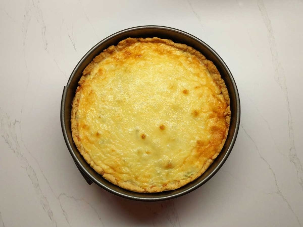 Песочный пирог с рыбой Песочный пирог с рыбой