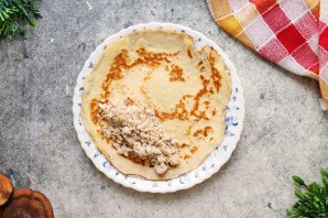 Блинчики, фаршированные мясом Блинчики, фаршированные мясом