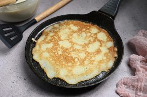 Блины на кефире дрожжевые Блины на кефире дрожжевые