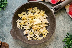 Блины с яблоками