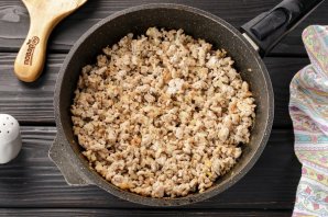 Блины с мясом и рисом