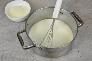 Дрожжевые блины на манке Дрожжевые блины на манке