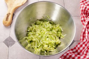 Оладьи из кабачков в аэрогриле