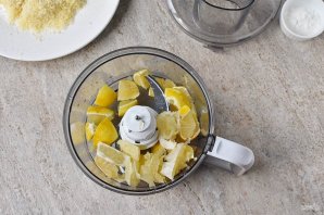 Пирог с лимоном из слоеного теста