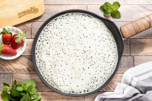 Постные блины на дрожжах