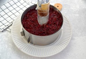 Салат "Гранатовый браслет" с сыром Салат "Гранатовый браслет" с сыром